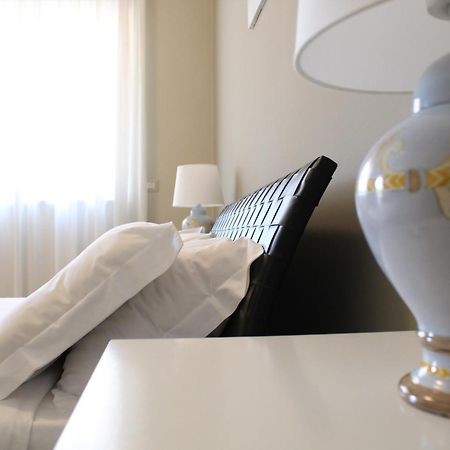 No Tag Urban Hotel 特拉尼 外观 照片